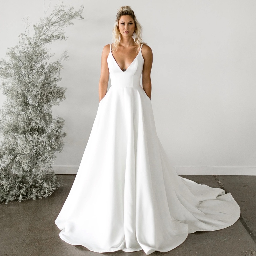 Tara LaTour Wedding Dress